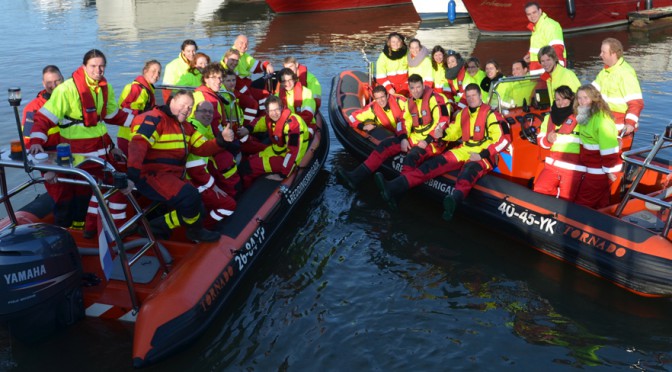 Reddingsbrigade-Dordrecht-beveiliging-calamiteiten-Wereld-Haven-Dagen-Rotterdam---Nautische-demonstratie-Dordtse-reddingsbrigade